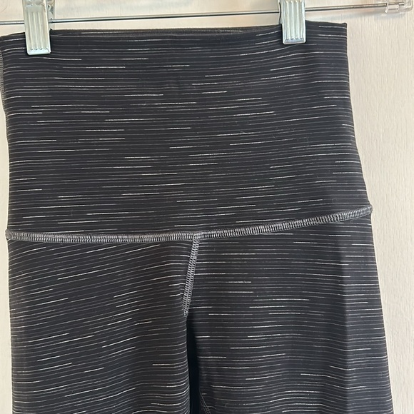 Lululemon VGUC Wunder Under High Rise ombré legging black fading to light grey - Picture 11 of 12